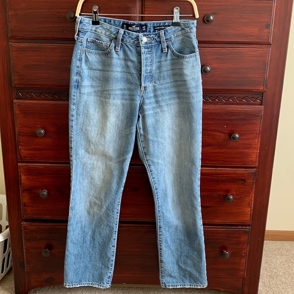 Hollister High Rise Vintage Straight Jeans 5R 27